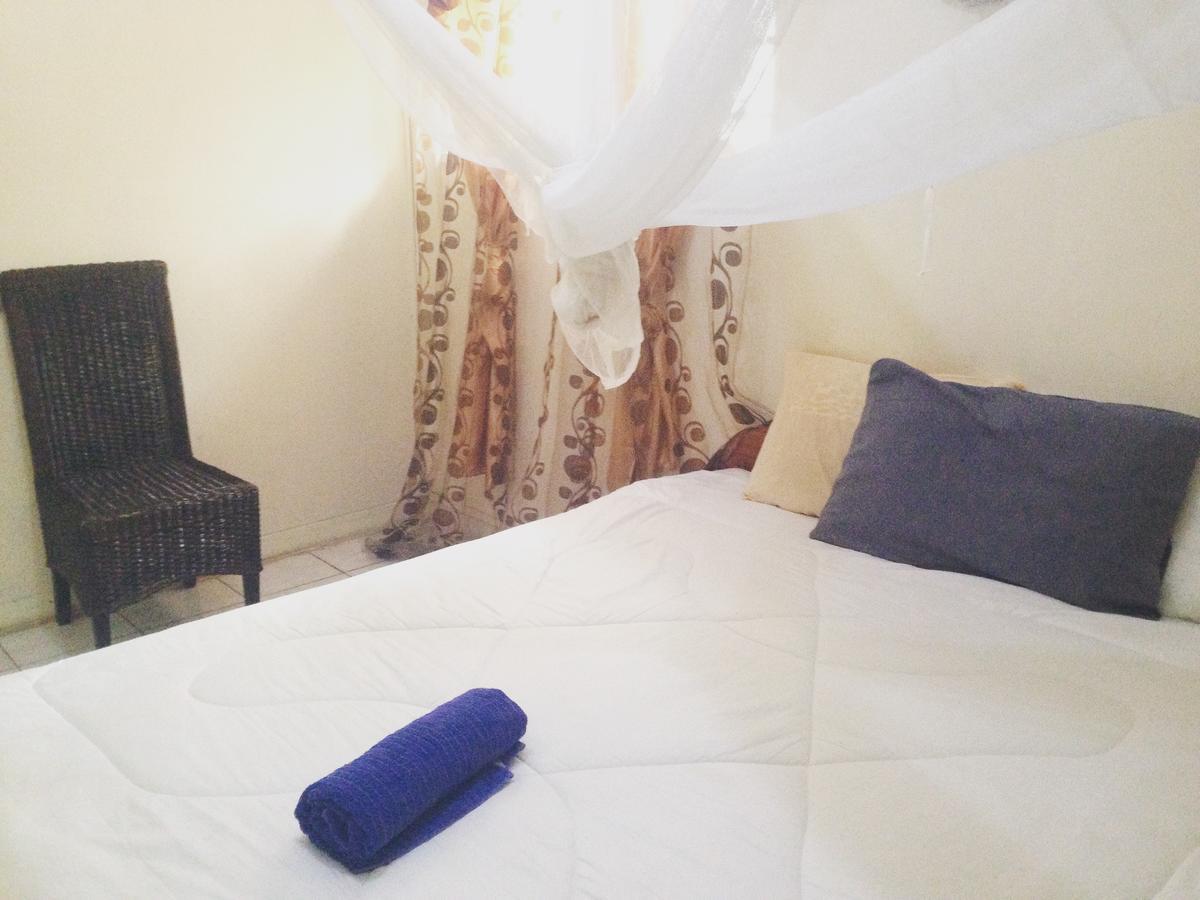 Kumunzi Backpackers Hostel Lusaka Exterior photo